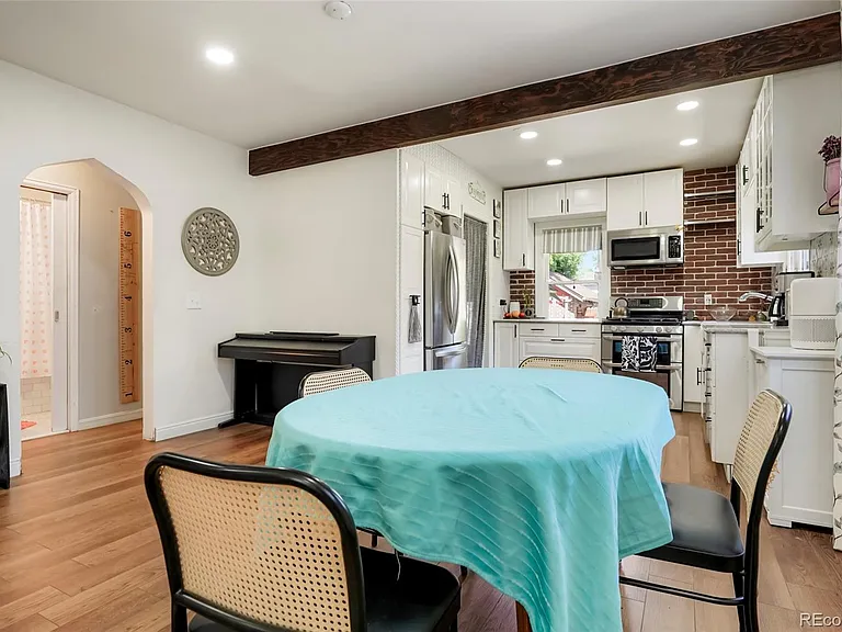 2810 Dahlia St — Photo 6