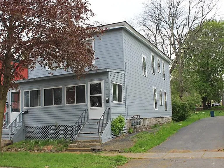 205 W Yates St #2 — Photo 9