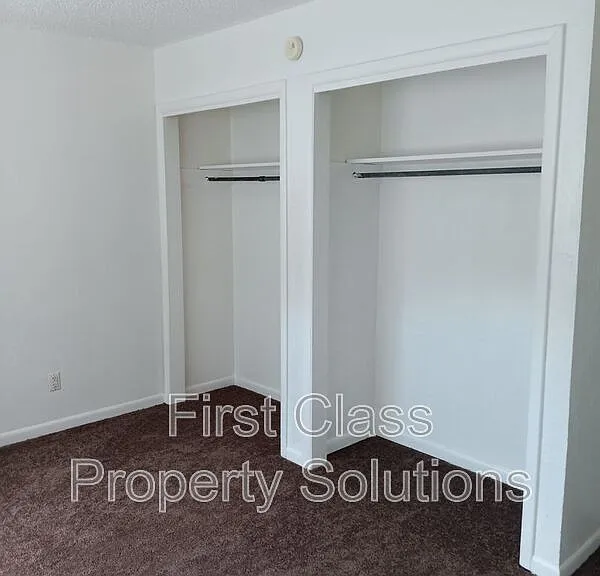 1731 NW 32nd St #18 — Photo 6