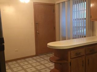 9845 S Pulaski Rd APT 1, Evergreen Park, IL 60805