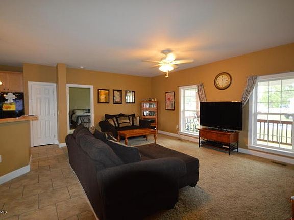 2nd image of 100 Marina Leigh Dr