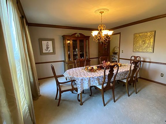 3rd image of 12009 Chaltenham Dr