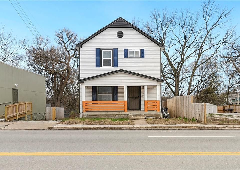 1st image of 3609 E 27th St