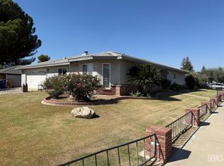 5820 Hillburn Rd, Bakersfield, CA 93306