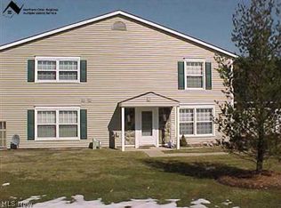 220 Canterbury Ln, Medina, OH