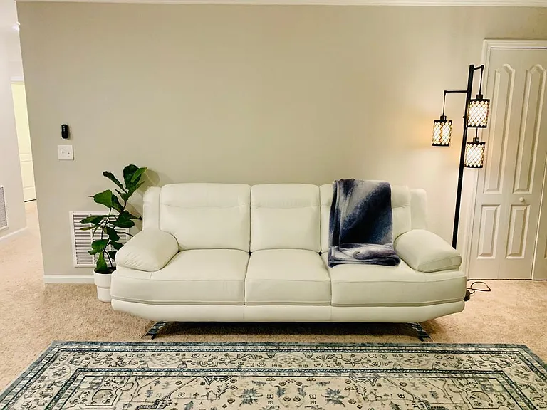 Codona Glen Dr — Photo 12