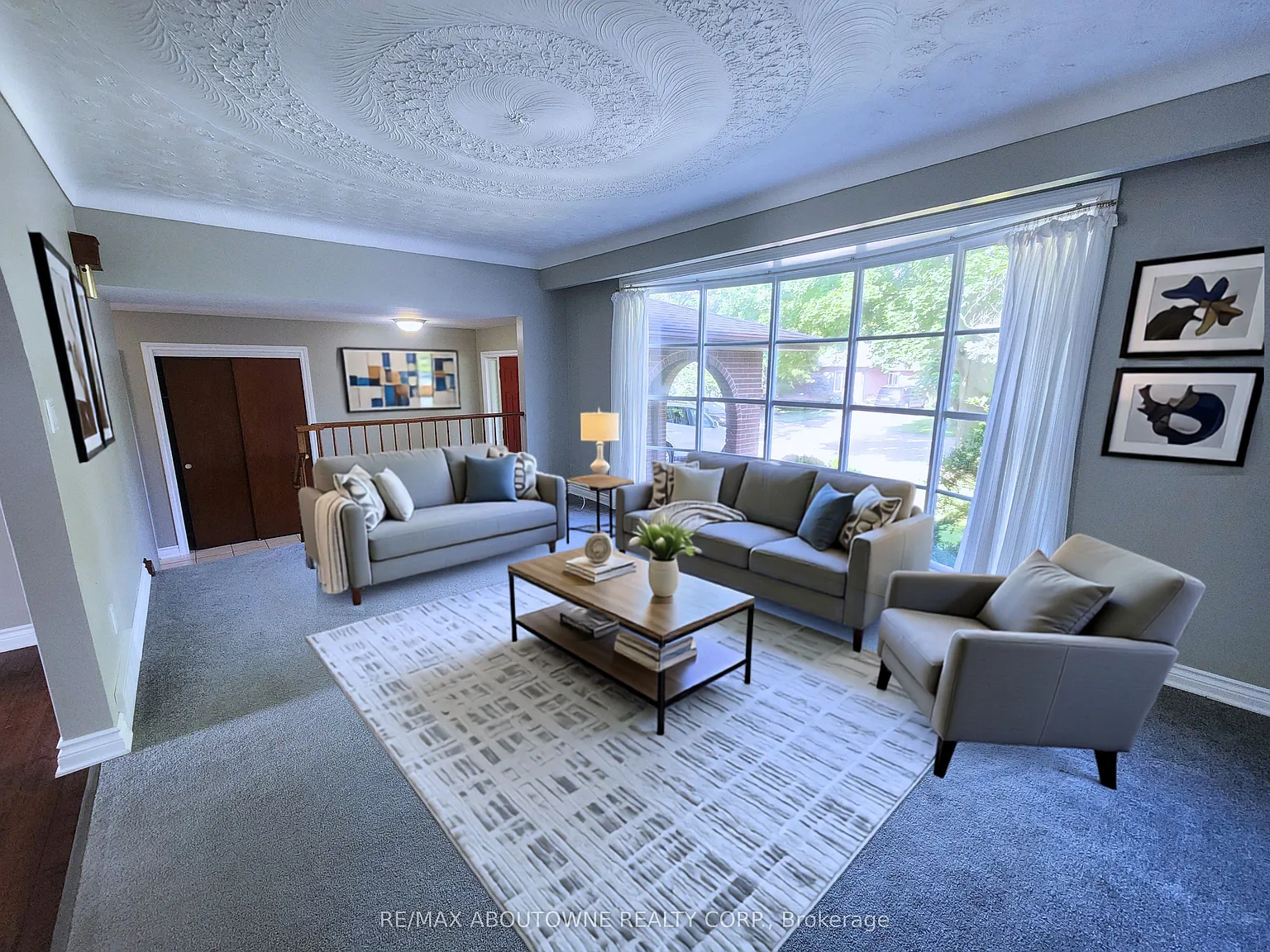 4 bed, $2,900 — Photo 4