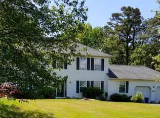 648 Winterberry Blvd, Jackson, NJ