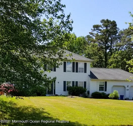 648 Winterberry Blvd photo 1