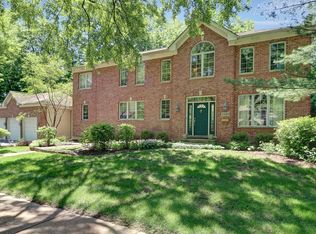 1549 Allen Ln, St Charles, IL 60174