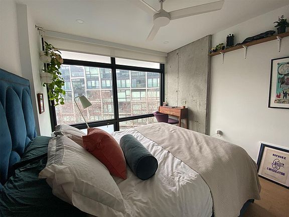 5th image of 949 N Hancock St #408