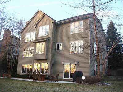 2nd image of 1136 S Hiddenbrook Trl