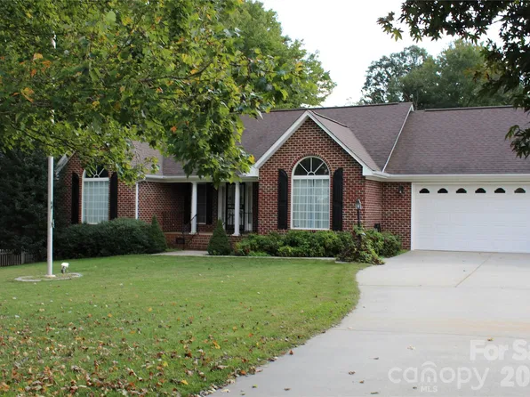 1697 Old Mill Rd, Lincolnton, NC 28092