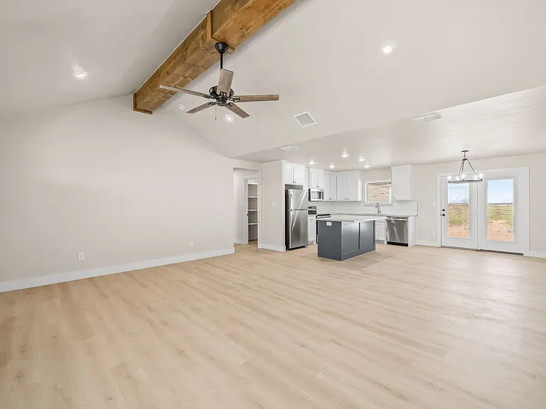 10601 E County Road 7400 — Photo 35