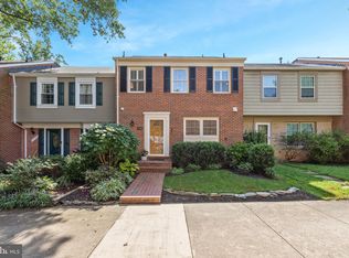 5536 Beaconsfield Ct, Burke, VA 22015
