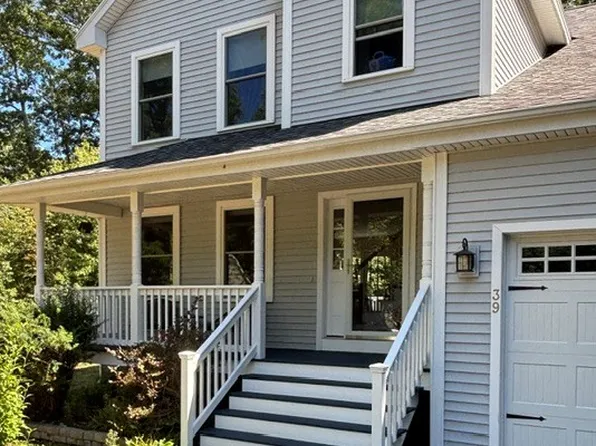 39 Ember Ln, Wells, ME 04090