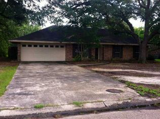 20047 Skinner Dr, Hammond, LA 70401