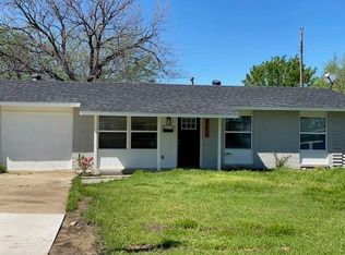 3221 Ridgeview Cir, Irving, TX 75062