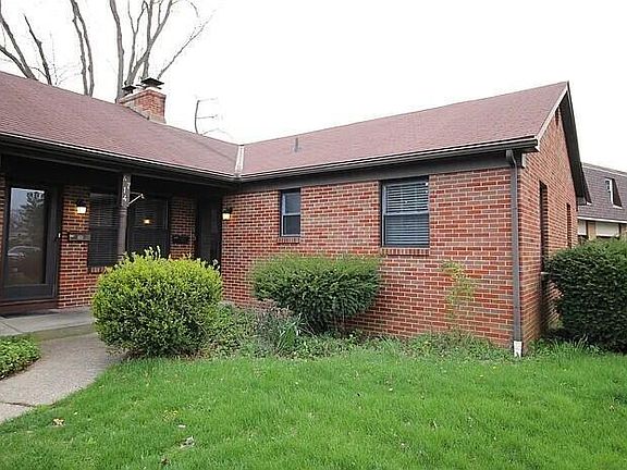 3rd image of 4714-4716 Arthur Ct