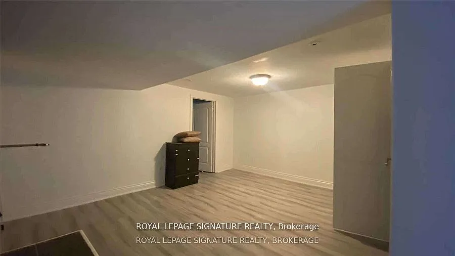 2 bed, $2,400 — Photo 4