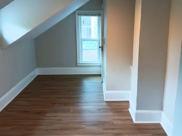 212 Mullally St — Photo 15