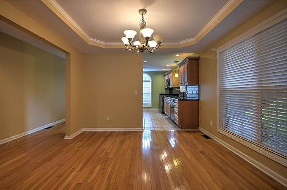 5th image of 143 Westin Parc #19