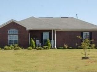 171 E 10th St, Pontotoc, MS 38863