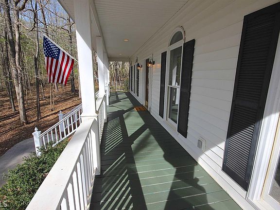 3rd image of 115 Postwood Dr