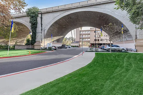 Pasadena Park Place Photo 1
