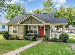 501 Seldon Dr, Charlotte, NC 28216