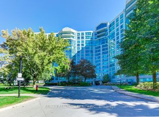 7825 Bayview Ave #1108, Markham, ON L3T 7N2