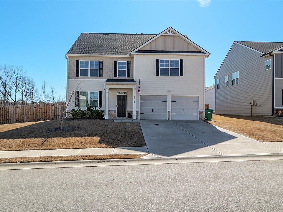 1st image of 1302 Birch Circle