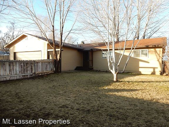 2nd image of 472-855 Adele Ct