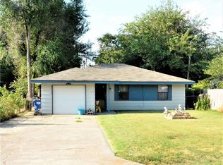 115 E Juniper Ln, Mustang, OK 73064