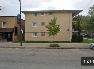 5925 W Montrose Ave, Chicago, IL 60634
