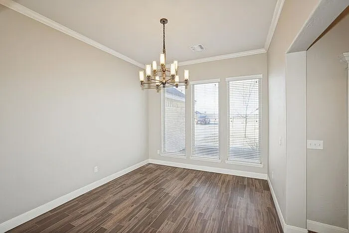 4 bed, 3.0 bath, 3204 sqft, $4,995 — Photo 4