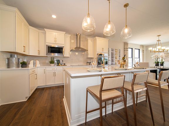 3rd image of 8186 W 875 S