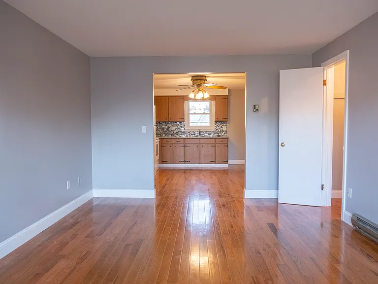 441 Circular Ave #2 — Photo 14