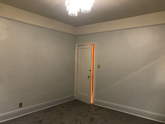 3rd image of 12-18 116th St #2B