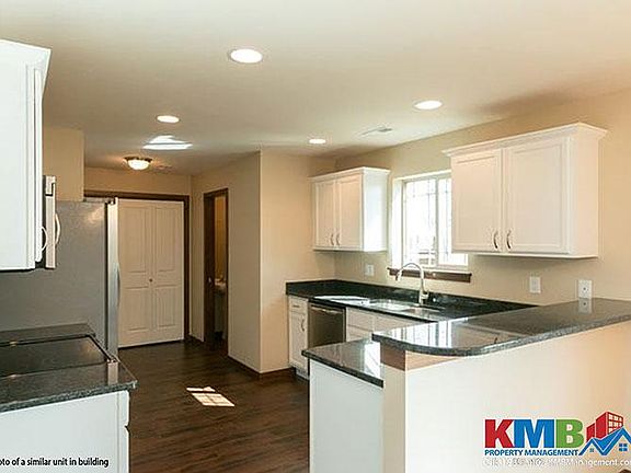 3rd image of 603 Croell Ave