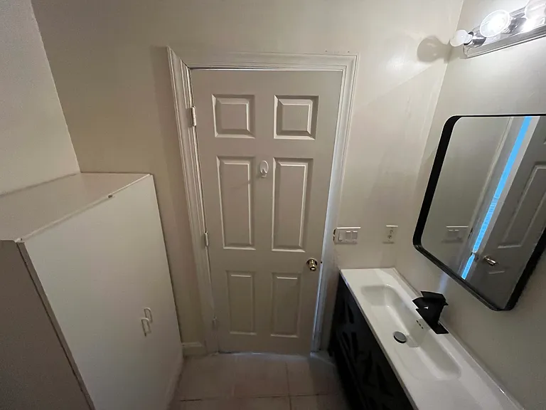 257 Whittier Ave — Photo 25