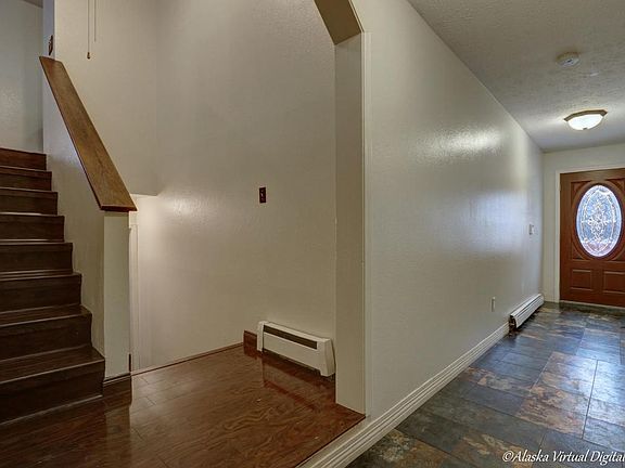 3rd image of 18807 Andreanof Dr