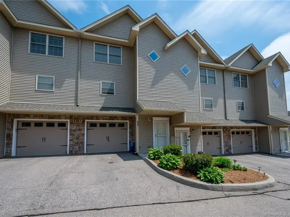 64 Scotch Cap Rd Unit 186, Waterford, CT 06375