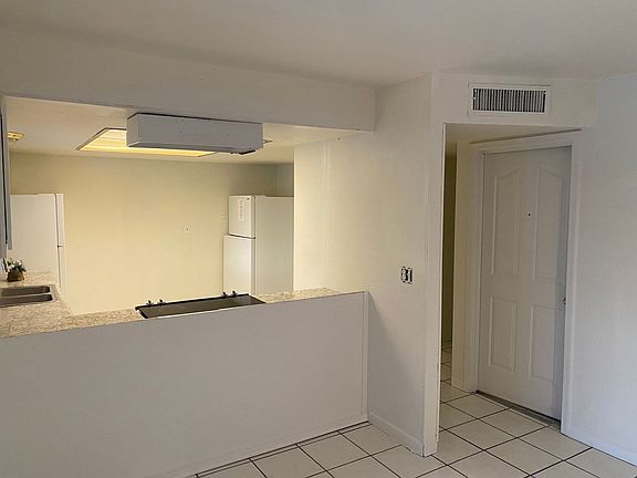 4th image of 4551 W Shaw Butte Dr