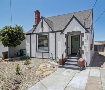 633 32nd Street, Richmond, CA, 94804