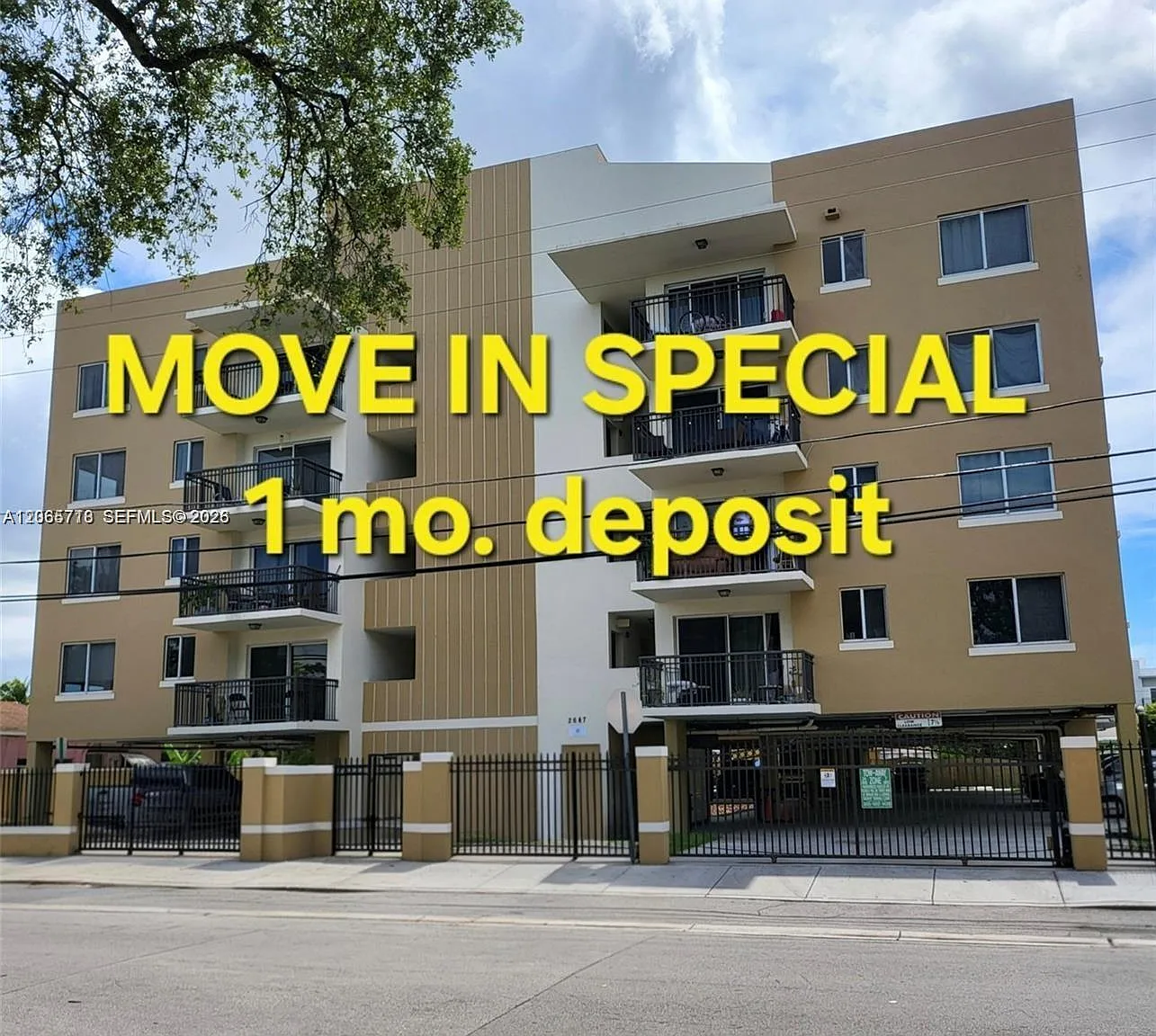 Groveland Condo — Photo 1
