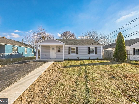 2nd image of 310 Elwood Pl