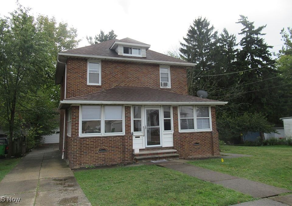 1st image of 20 Leonard St