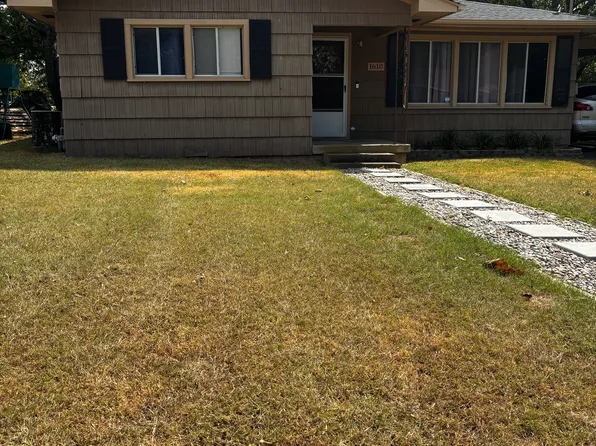 1610 Elizabeth St, Gainesville, TX 76240