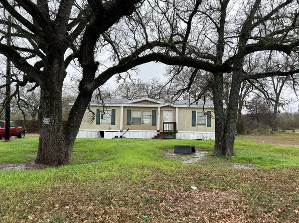 1000 Suncrest St, Bryan, TX 77803